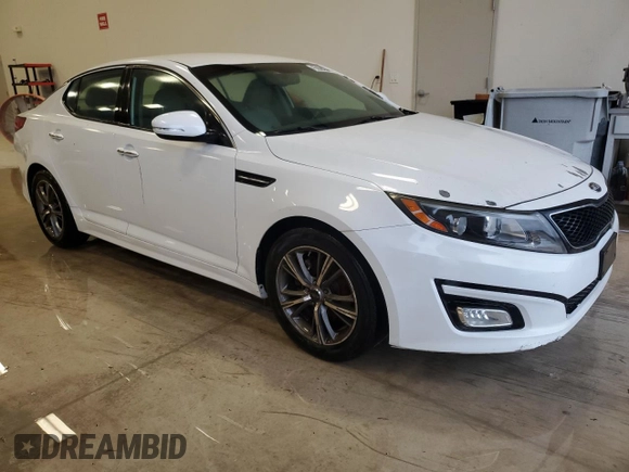 2015 Kia Optima EX with VIN 5XXGN4A77FG378648, listed as a Copart auction lot 50787415 with 155,152 mi miles and Clean Title. Bid and sale history available at carsss.com. Image 4.