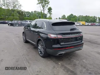 2019 Lincoln Nautilus Reserve z VIN 2LMPJ6LP8KBL19297, wystawiony jako IAAI lot #42117968 z przebiegiem 64 427 mil mil oraz . Historia ofert i sprzedaży dostępna na DreamBid. Obrazek 3.