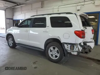 2015 Toyota Sequoia SR5 with VIN 5TDBY5G14FS114781, listed as a Copart auction lot 72066193 with 132,660 mi miles. Bid and sale history available at carsss.com. Image 2.