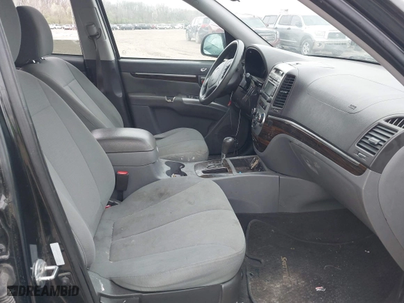 2012 Hyundai Santa Fe GLS with VIN 5XYZG3AB0CG110565, listed as a IAAI auction lot 41914537 with 332,922 mi miles. Bid and sale history available at carsss.com. Image 5.