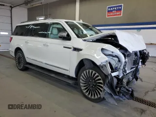 2020 Lincoln Navigator Black Label z VIN 5LMJJ3TT5LEL23937, wystawiony jako Copart lot #54434155 z przebiegiem 22 437 mil mil oraz Szkoda całkowita • Salvage title. Historia ofert i sprzedaży dostępna na DreamBid. Obrazek 4.