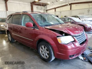 2010 Chrysler Town & Country Touring with VIN 2A4RR5D18AR392403, listed as a Copart auction lot 71429924 with 136,180 mi miles and Non Repairable. Bid and sale history available at DreamBid. Image 4.