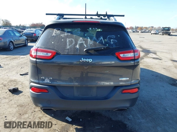 2016 Jeep Cherokee Latitude z VIN 1C4PJMCS1GW242738, wystawiony jako IAAI lot #40765174 z przebiegiem 33 196 mil mil oraz . Historia ofert i sprzedaży dostępna na DreamBid. Obrazek 15.