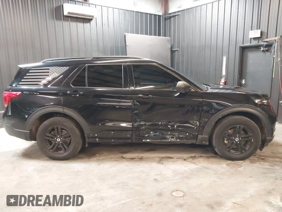 2023 Ford Explorer XLT with VIN 1FMSK8DHXPGC42017, listed as a IAAI auction lot 42009972 with 16,945 mi miles and . Bid and sale history available at DreamBid. Image 6.
