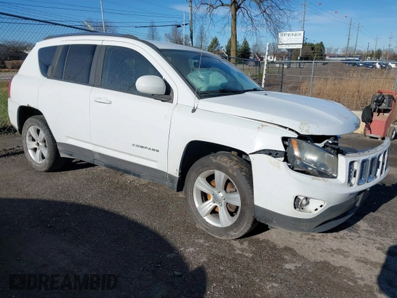 2014 Jeep Compass Latitude with VIN 1C4NJCEB0ED660019, listed as a IAAI auction lot 41200065 with 185,174 mi miles. Bid and sale history available at carsss.com. Image 1.