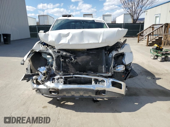 2019 Ford F-150 XL with VIN 1FTEW1E44KFA84586, listed as a Copart auction lot 50555625 with 204,126 mi miles and Salvage Title. Bid and sale history available at carsss.com. Image 5.