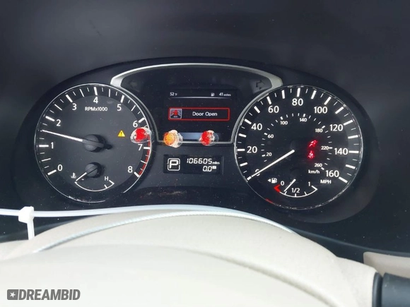 2015 Nissan Pathfinder Platinum with VIN 5N1AR2MNXFC715415, listed as a IAAI auction lot 41086217 with 106,605 mi miles. Bid and sale history available at carsss.com. Image 7.