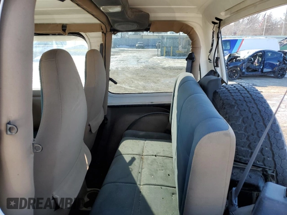 2001 Jeep Wrangler Sahara with VIN 1J4FA59S81P345126, listed as a Copart auction lot 88213245 with 152,211 mi miles and Salvage Title. Bid and sale history available at carsss.com. Image 10.