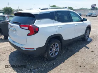 2023 GMC Terrain SLT z VIN 3GKALVEG2PL172143, wystawiony jako IAAI lot #42353393 z przebiegiem 56 609 mil mil oraz . Historia ofert i sprzedaży dostępna na DreamBid. Obrazek 4.