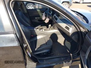 2008 BMW 3 Series 335i with VIN WBAVB73528KY63282, listed as a IAAI auction lot 42059271 with 142,629 mi miles and . Bid and sale history available at DreamBid. Image 5.