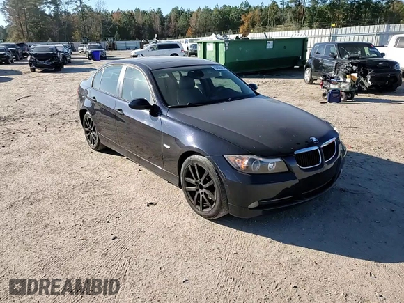 2007 BMW 3 Series 328xi z VIN WBAVC73517KP33537, wystawiony jako Copart lot #84838494 z przebiegiem 154 227 mil mil oraz Szkoda całkowita • Salvage title. Historia ofert i sprzedaży dostępna na DreamBid. Obrazek 10.