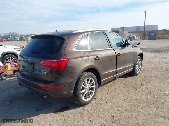 2012 Audi Q5 2.0T Premium Plus with VIN WA1LFAFP8CA061403, listed as a IAAI auction lot 41430999 with 118,782 mi miles. Bid and sale history available at carsss.com. Image 4.