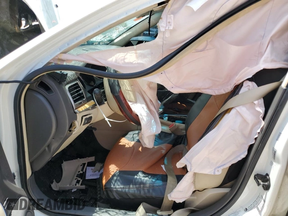 2012 Lincoln MKZ z VIN 3LNHL2GCXCR811391, wystawiony jako Copart lot #56147535 z przebiegiem Nie podano mil oraz Szkoda całkowita • Salvage title. Historia ofert i sprzedaży dostępna na DreamBid. Obrazek 7.