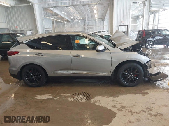 2019 Acura RDX with VIN 5J8TC2H38KL028064, listed as a IAAI auction lot 41592631 with 1 mi miles. Bid and sale history available at carsss.com. Image 14.