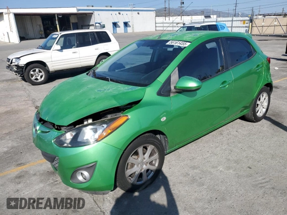 2011 Mazda 2 Touring z VIN JM1DE1HZ4B0115764, wystawiony jako Copart lot #56161455 z przebiegiem 134 274 mil mil oraz Szkoda całkowita • Salvage title. Historia ofert i sprzedaży dostępna na DreamBid. Obrazek 1.