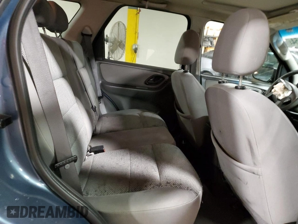 2005 Ford Escape XLT with VIN 1FMYU93145DA17072, listed as a Copart auction lot 47101705 with 202,218 mi miles and Salvage Title. Bid and sale history available at carsss.com. Image 11.