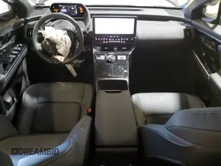 2023 Subaru Solterra Premium с VIN JTMABABA8PA014940, выставлен на аукционе Copart как лот 45178354 с пробегом 5 112 миль миль и . История ставок и продаж доступна на DreamBid. Изображение 8.