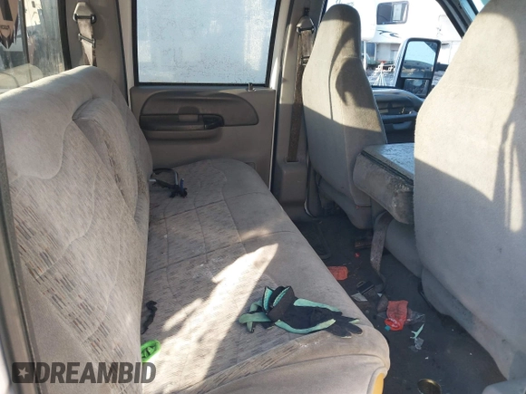 1999 Ford F-350 XL with VIN 1FTSW31F0XEE53396, listed as a IAAI auction lot 41383093 with 307,697 mi miles and . Bid and sale history available at DreamBid. Image 8.