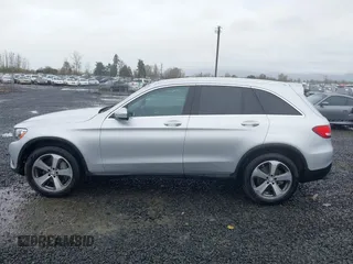2016 Mercedes-Benz GLC with VIN WDC0G4KB8GF101046, listed as a IAAI auction lot 41846955 with 77,859 mi miles. Bid and sale history available at carsss.com. Image 15.