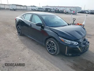 2024 Nissan Sentra SR with VIN 3N1AB8DV6RY296408, listed as a IAAI auction lot 41979645 with 3,352 mi miles and . Bid and sale history available at DreamBid. Image 1.