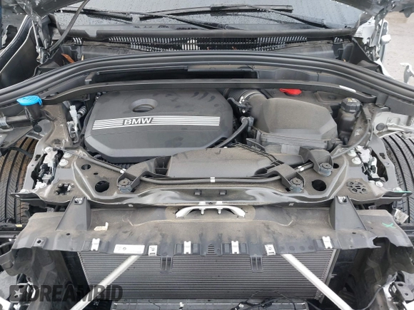 2023 BMW X1 xDrive28i z VIN WBX73EF02P5X48940, wystawiony jako IAAI lot #41528706 z przebiegiem 10 683 mil mil oraz . Historia ofert i sprzedaży dostępna na DreamBid. Obrazek 10.
