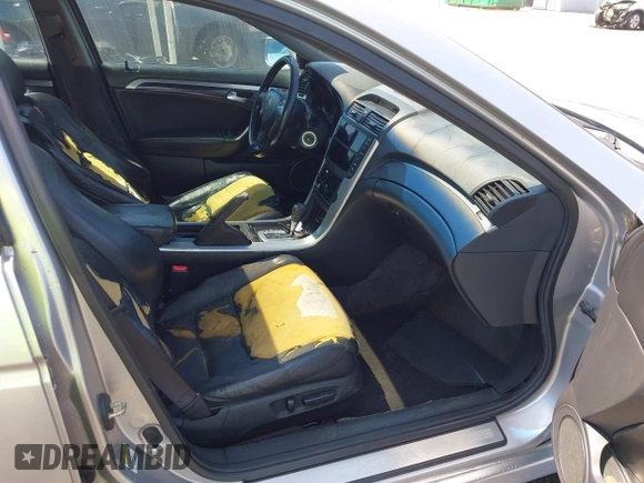 2007 Acura TL with VIN 19UUA66247A023832, listed as a IAAI auction lot 42035522 with 279,942 mi miles. Bid and sale history available at carsss.com. Image 5.