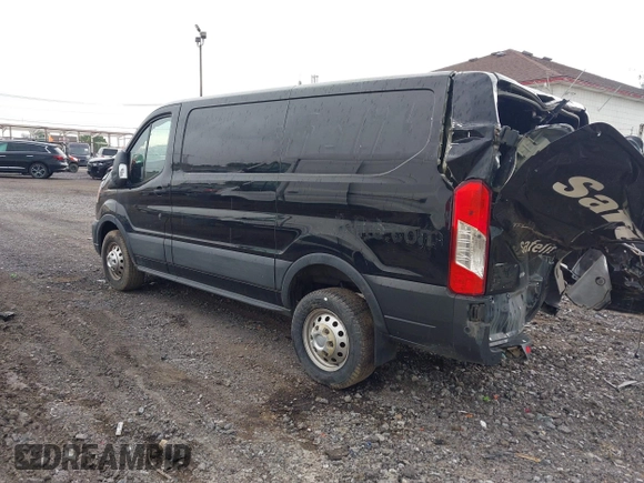 2022 Ford Transit z VIN 1FTYE2Y88NKA08465, wystawiony jako IAAI lot #42387552 z przebiegiem 90 951 mil mil oraz . Historia ofert i sprzedaży dostępna na DreamBid. Obrazek 3.