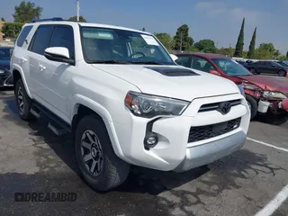 2021 Toyota 4Runner TRD Off Road Premium with VIN JTERU5JR7M5940287, listed as a IAAI auction lot 42592875 with 21,771 mi miles and . Bid and sale history available at DreamBid. Image 1.