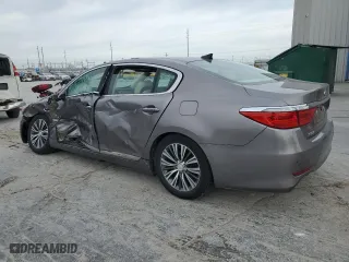 2017 Kia K900 Luxury with VIN KNALU4D36H6035550, listed as a Copart auction lot 50064555 with 102,212 mi miles and Salvage Title. Bid and sale history available at carsss.com. Image 2.