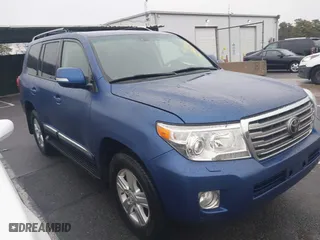 2015 Toyota Land Cruiser with VIN JTMHY7AJXF4032502, listed as a IAAI auction lot 41821254 with 116,722 mi miles. Bid and sale history available at carsss.com. Image 1.