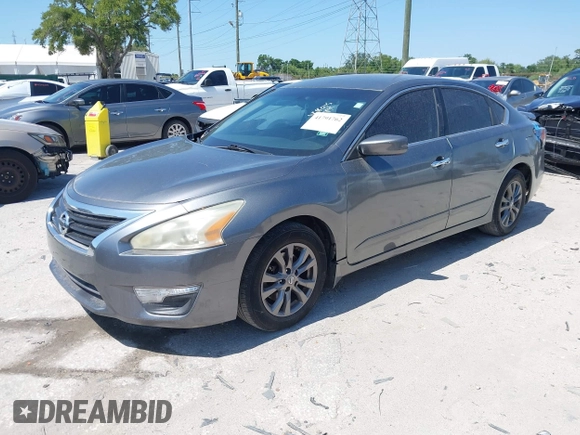 2015 Nissan Altima 2.5 SV with VIN 1N4AL3APXFC468016, listed as a IAAI auction lot 41791762 with 173,525 mi miles. Bid and sale history available at carsss.com. Image 2.