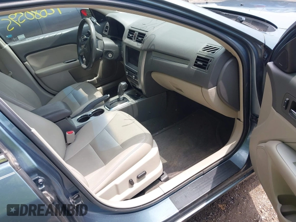 2011 Ford Fusion Hybrid with VIN 3FADP0L37BR302056, listed as a IAAI auction lot 42680595 with 276,846 mi miles and . Bid and sale history available at DreamBid. Image 5.