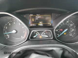 2016 Ford Focus SE z VIN 1FADP3F22GL260860, wystawiony jako Copart lot #61085065 z przebiegiem 136 160 mil mil oraz Szkoda całkowita • Salvage title. Historia ofert i sprzedaży dostępna na DreamBid. Obrazek 9.
