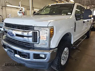 2018 Ford F-350 Platinum z VIN 1FT7W3B60JEB74719, wystawiony jako IAAI lot #42511159 z przebiegiem 121 703 mil mil oraz . Historia ofert i sprzedaży dostępna na DreamBid. Obrazek 23.
