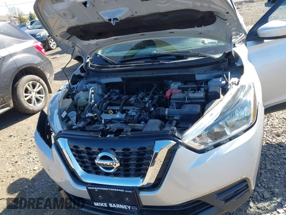 2020 Nissan Kicks SV with VIN 3N1CP5CV7LL545281, listed as a IAAI auction lot 42136872 with 11,458 mi miles. Bid and sale history available at carsss.com. Image 10.