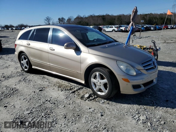 2007 Mercedes-Benz R 3.5L z VIN 4JGCB65E97A052371, wystawiony jako Copart lot #89096265 z przebiegiem 134 375 mil mil oraz Szkoda całkowita • Salvage title. Historia ofert i sprzedaży dostępna na DreamBid. Obrazek 4.