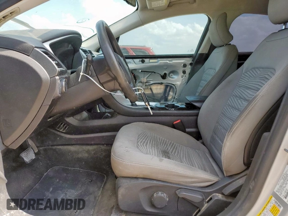 2016 Ford Fusion S z VIN 3FA6P0G70GR265543, wystawiony jako Copart lot #59754105 z przebiegiem 133 713 mil mil oraz Szkoda całkowita • Salvage title. Historia ofert i sprzedaży dostępna na DreamBid. Obrazek 7.