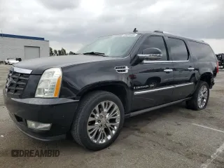 2008 Cadillac Escalade ESV z VIN 1GYFK66858R229957, wystawiony jako Copart lot #55699885 z przebiegiem 186 003 mil mil oraz Szkoda całkowita • Salvage title. Historia ofert i sprzedaży dostępna na DreamBid. Obrazek 1.
