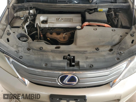 2011 Lexus HS 250h z VIN JTHBB1BA9B2044647, wystawiony jako Copart lot #55788005 z przebiegiem 170 813 mil mil oraz Szkoda całkowita • Salvage title. Historia ofert i sprzedaży dostępna na DreamBid. Obrazek 11.