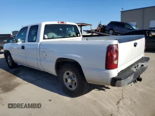 2003 Chevrolet Silverado 1500 with VIN 2GCEC19T631380406, listed as a Copart auction lot 86664054 with 181,921 mi miles and Salvage Title. Bid and sale history available at carsss.com. Image 2.