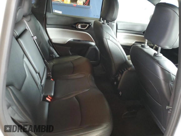 2024 Jeep Compass Limited с VIN 3C4NJDCN2RT176632, выставлен на аукционе Copart как лот 61791185 с пробегом 5 198 миль миль и Списание • Salvage title. История ставок и продаж доступна на DreamBid. Изображение 11.