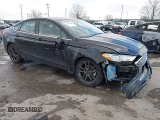 2018 Ford Fusion SE with VIN 3FA6P0HD1JR264641, listed as a IAAI auction lot 41366906 with 116,785 mi miles. Bid and sale history available at carsss.com. Image 1.