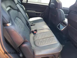 2022 Rivian R1S Launch Edition z VIN 7PDSGABL6NN000590, wystawiony jako Copart lot #61510904 z przebiegiem Nie podano mil oraz Szkody całkowita. Historia ofert i sprzedaży dostępna na DreamBid. Obrazek 10.