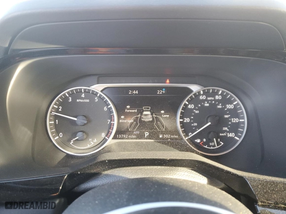 2024 Nissan Pathfinder SL with VIN 5N1DR3CC2RC205762, listed as a Copart auction lot 83455004 with 13,792 mi miles and Salvage Title. Bid and sale history available at carsss.com. Image 9.