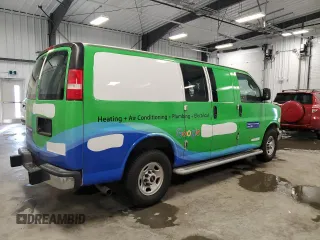 2019 GMC Savana Cargo z VIN 1GTW7AFGXK1281852, wystawiony jako Copart lot #85546514 z przebiegiem 147 683 mil mil oraz Szkody całkowita. Historia ofert i sprzedaży dostępna na DreamBid. Obrazek 3.