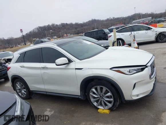 2020 Infiniti QX50 Luxe z VIN 3PCAJ5M15LF105513, wystawiony jako IAAI lot #41492732 z przebiegiem 71 576 mil mil oraz . Historia ofert i sprzedaży dostępna na DreamBid. Obrazek 13.