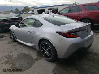 2022 Toyota GR86 with VIN JF1ZNBC14N8754364, listed as a Copart auction lot 61827582 with 15,028 mi miles. Bid and sale history available at carsss.com. Image 3.