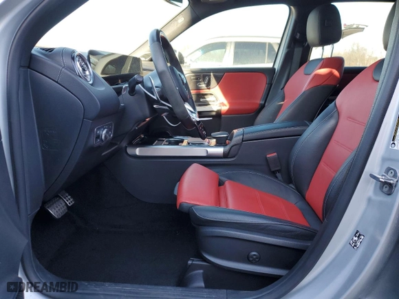 2023 Mercedes-Benz GLB with VIN W1N4M5BB9PW300587, listed as a Copart auction lot 84200924 with 31,071 mi miles and Salvage Title. Bid and sale history available at carsss.com. Image 7.