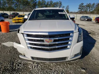 2016 Cadillac Escalade with VIN 1GYS3AKJ8GR374254, listed as a Copart auction lot 88263375 with 131,131 mi miles and Salvage Title. Bid and sale history available at carsss.com. Image 5.