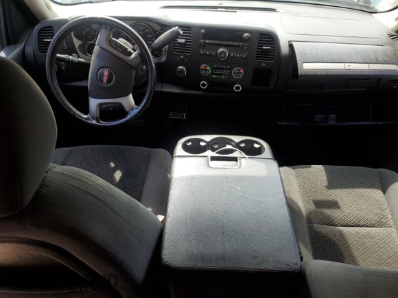 2008 GMC Sierra 1500 SLE1 z VIN 1GTEK19008Z173047, wystawiony jako Copart lot #55492825 z przebiegiem 295 701 mil mil oraz Szkoda całkowita • Salvage title. Historia ofert i sprzedaży dostępna na DreamBid. Obrazek 8.